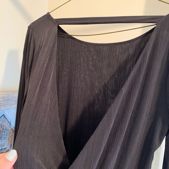 Guess Romper - Picture 3 of 5